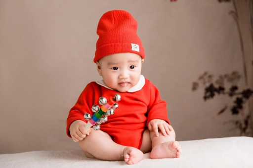 台山六个月宝宝总是摇头